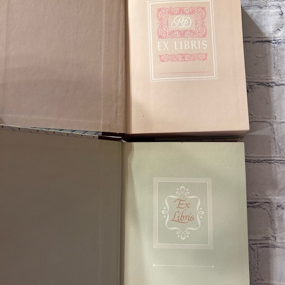 READER’S DIGEST VINTAGE (2) HARDCOVER BOOKS VOLUMES (1) & (2) - Picture 6 of 10